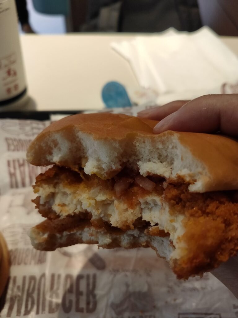 【シャカチキバーガー（勝手に命名）】です